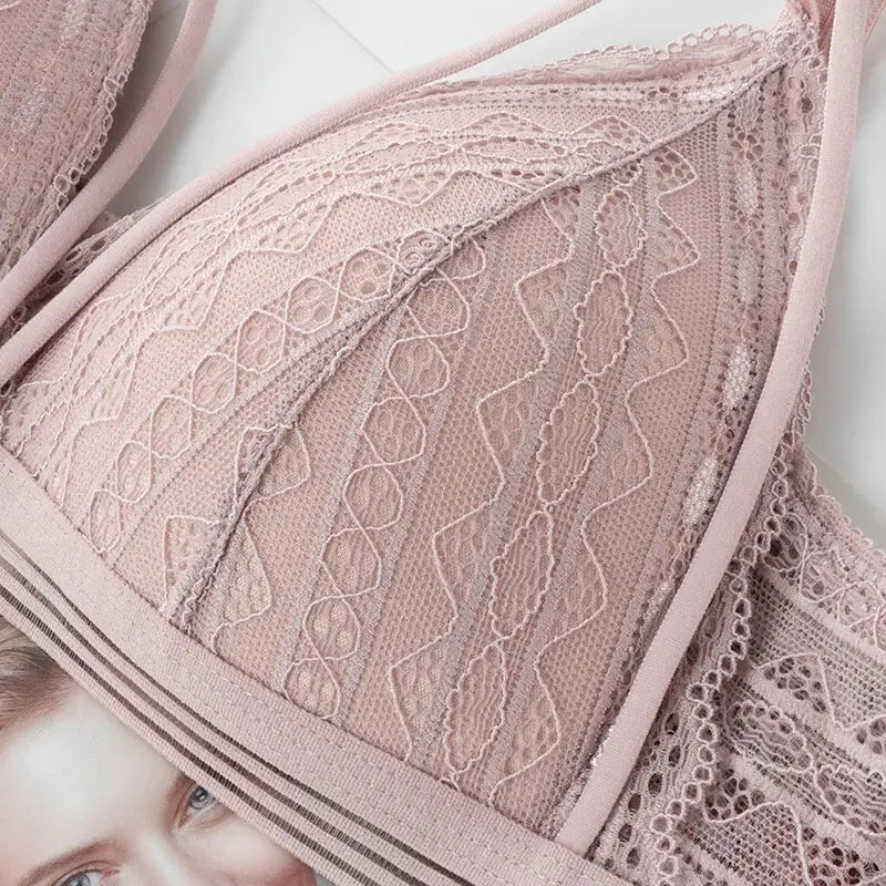 Floral Lace Bras for Women Sexy Lingerie Beauty Back Deep V Lace Push Up Bra Bralette Female Brassiere Wire Free Thin Underwear