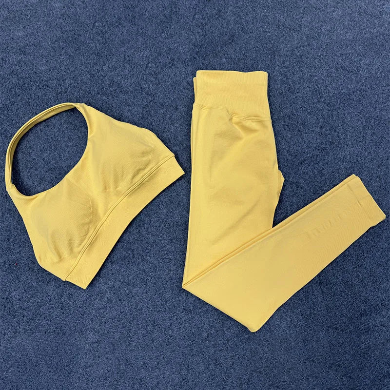 Seamless Yoga Set - Cropped Top & High-Waist Leggings
