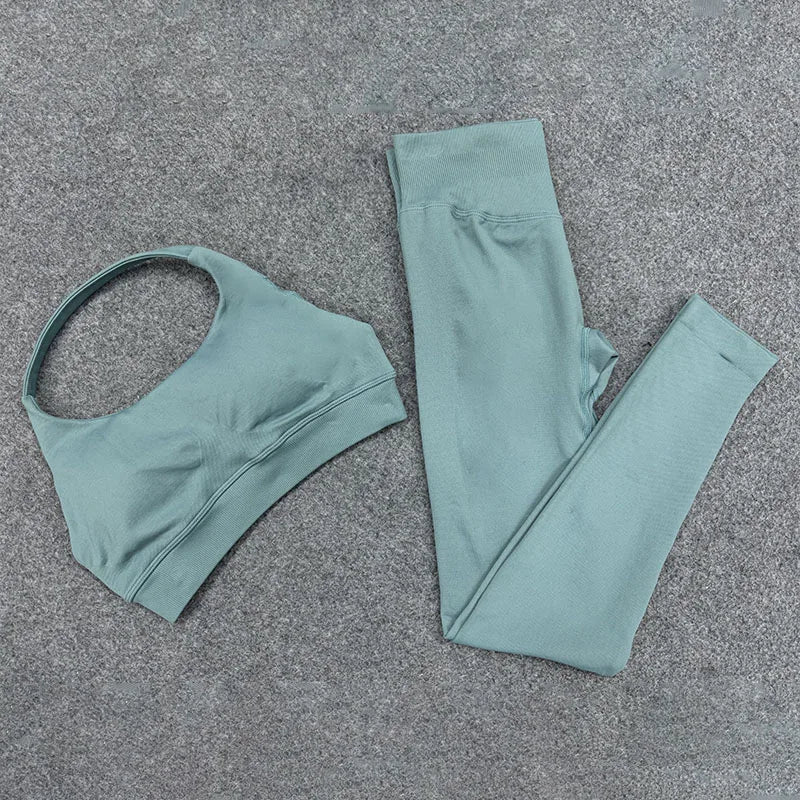 Seamless Yoga Set - Cropped Top & High-Waist Leggings