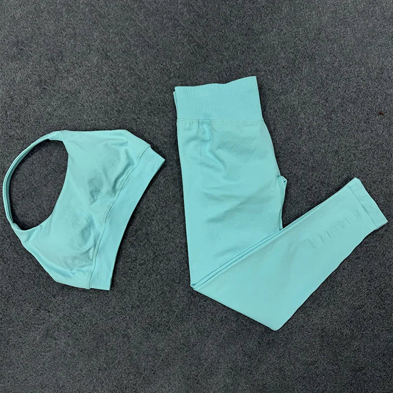 Seamless Yoga Set - Cropped Top & High-Waist Leggings