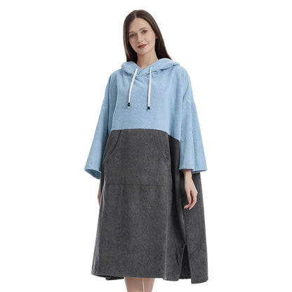 Quick-Dry Hooded Towel Poncho in blue and gray, ideal for beachgoers and surfers, offering comfort and warmth.