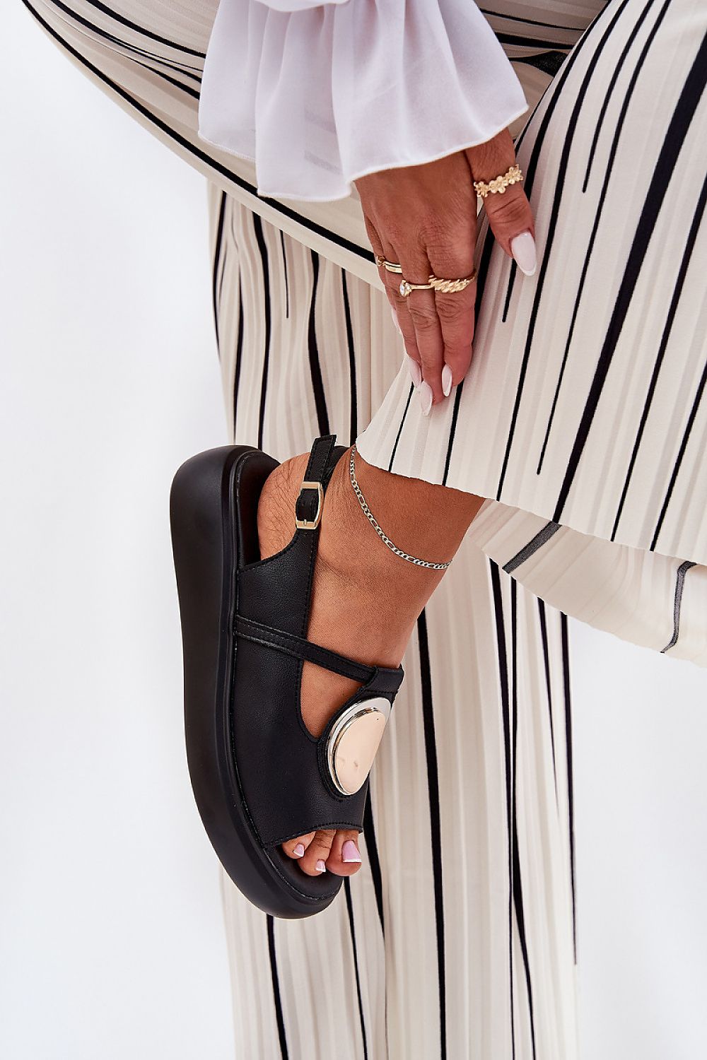  Sandals model 210690 Step in style 